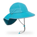 I bambini giocano a cappello